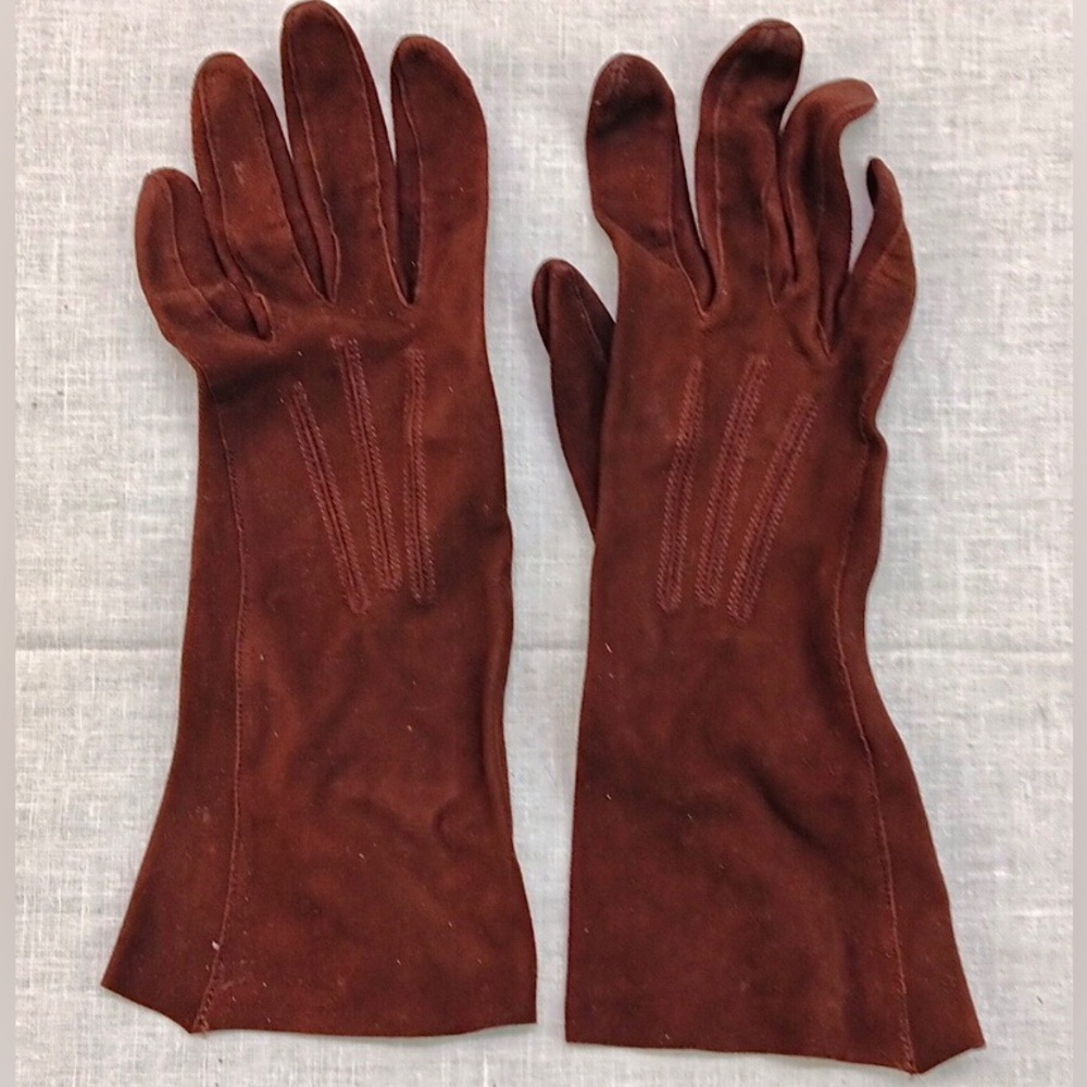 Vintage 1930s 1940s Womens Brown Suede Gloves